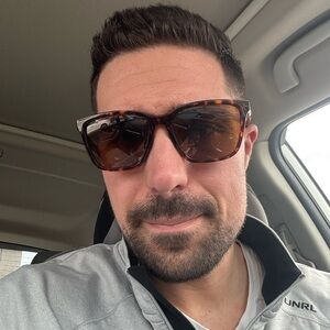 SMITH Shoutout Sunglasses (Unisex)